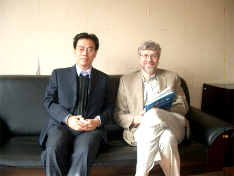 2007年10月米国Vanderbilt大学Sten H. Vermund教授・徐濤IBPCAS所長面談
